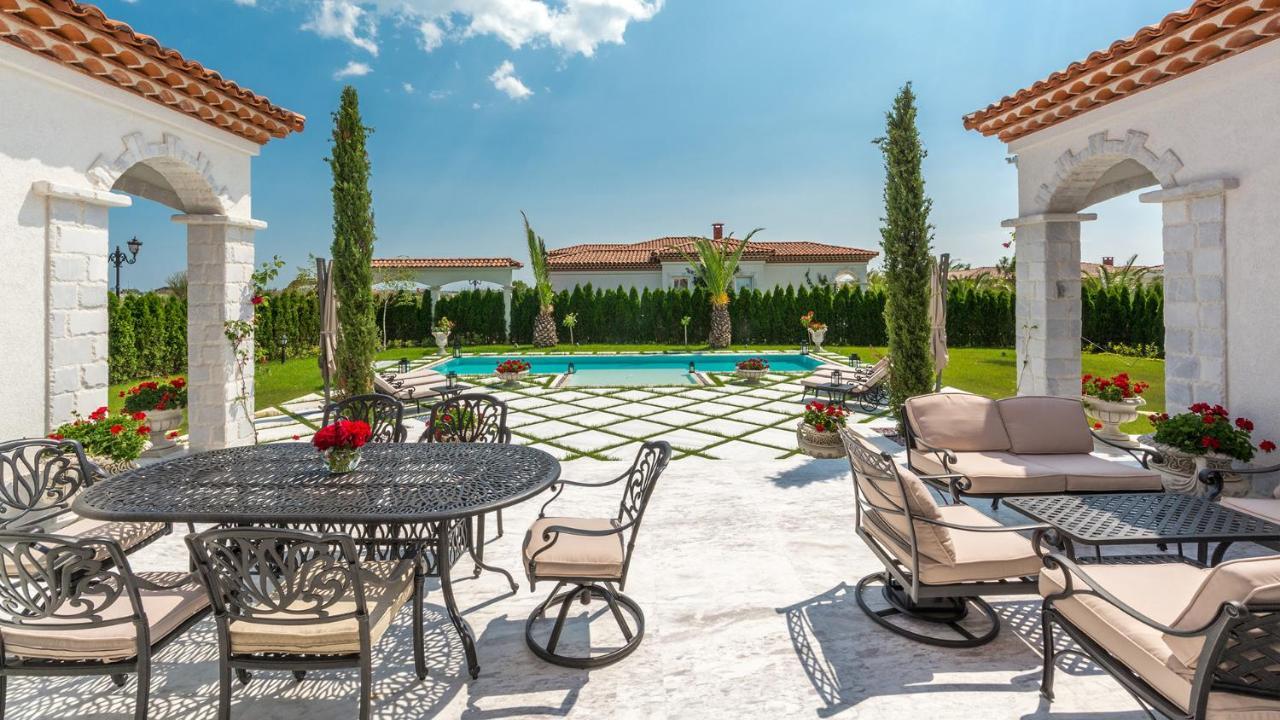 Eden Park Luxury Villas Sunny Beach Eksteriør billede